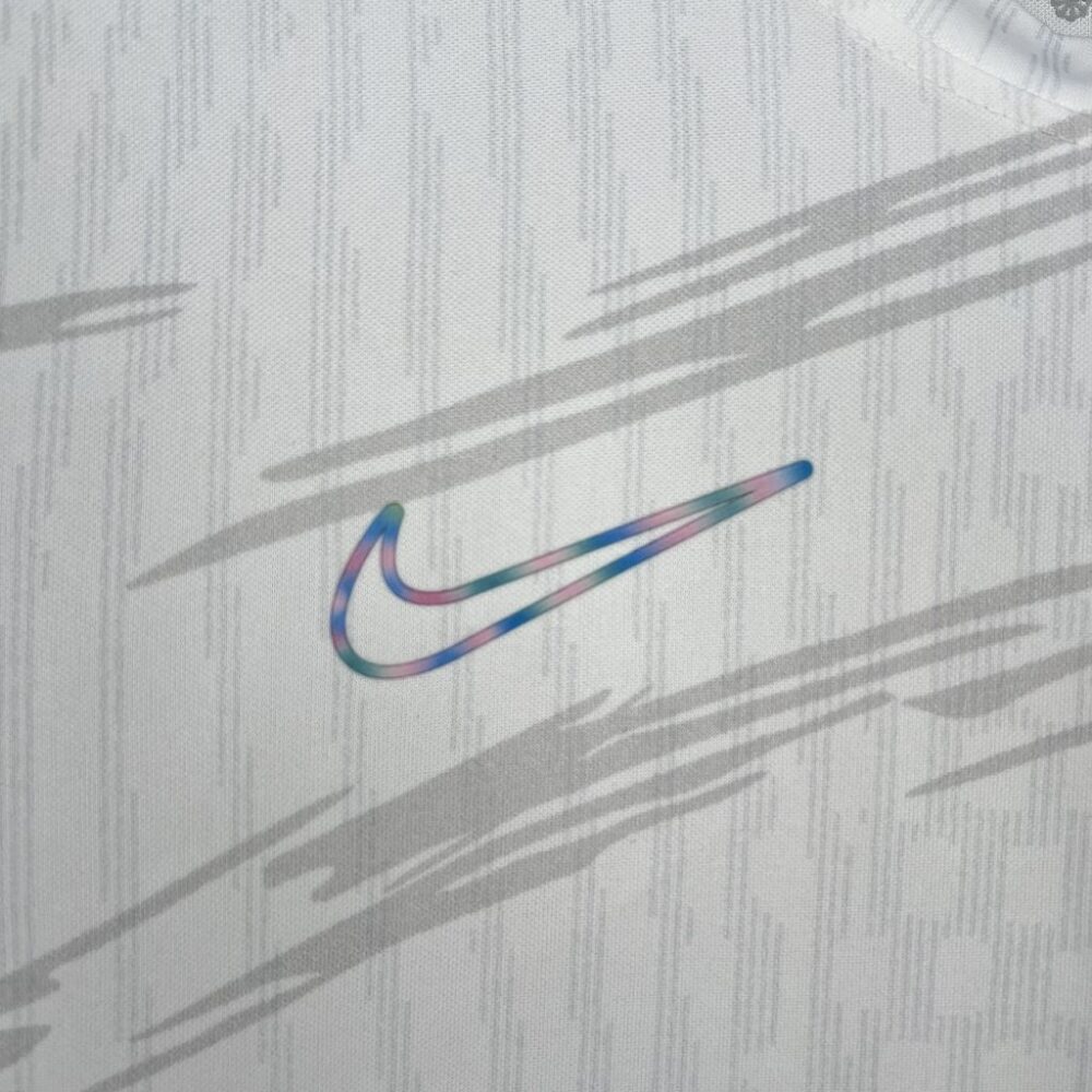 202504211222025
